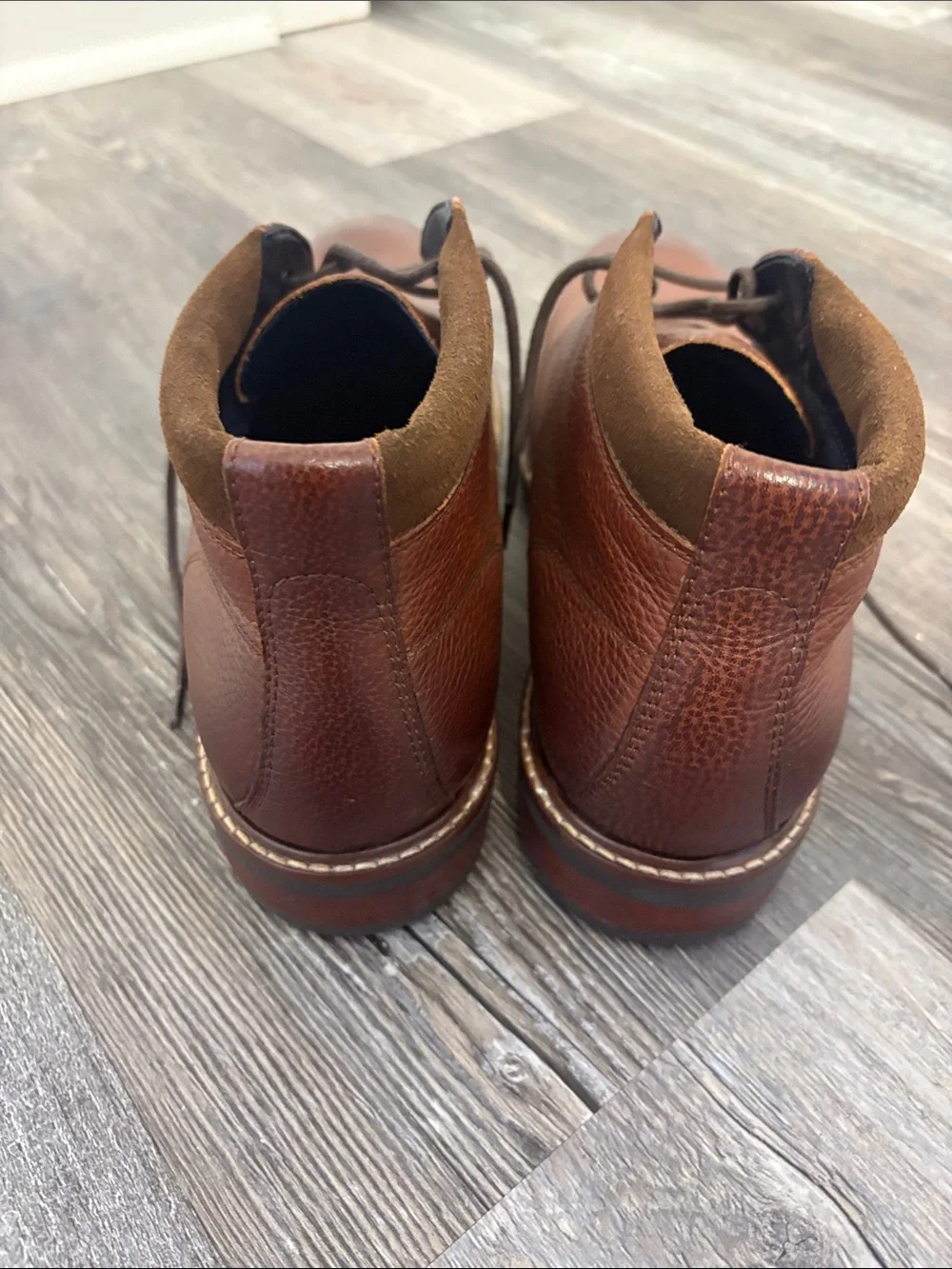 Cole Haan Men's Brown Leather Chukka Boots (Like New!)